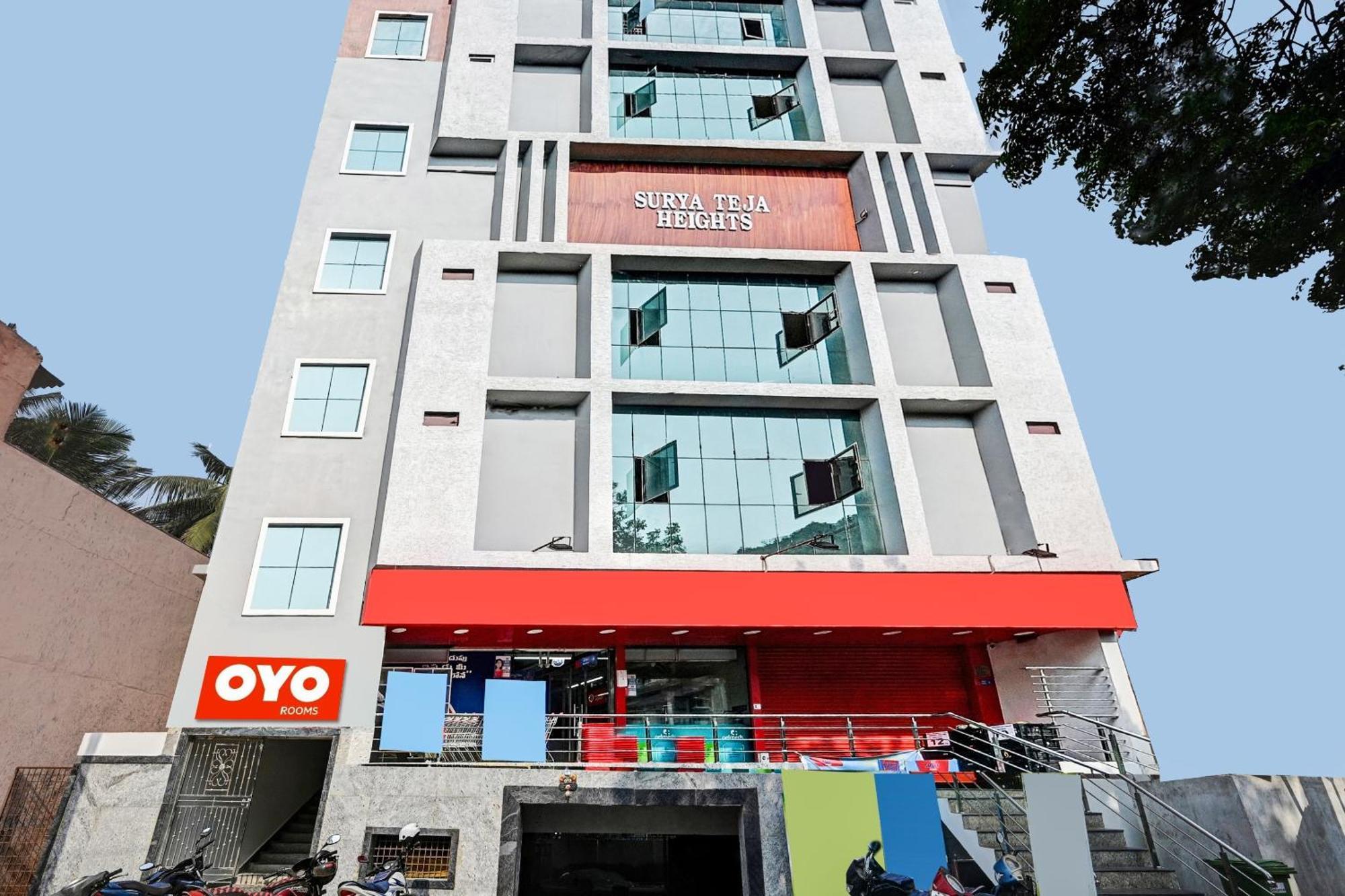 Kurmannapalem Hotel O Vrk Residency מראה חיצוני תמונה