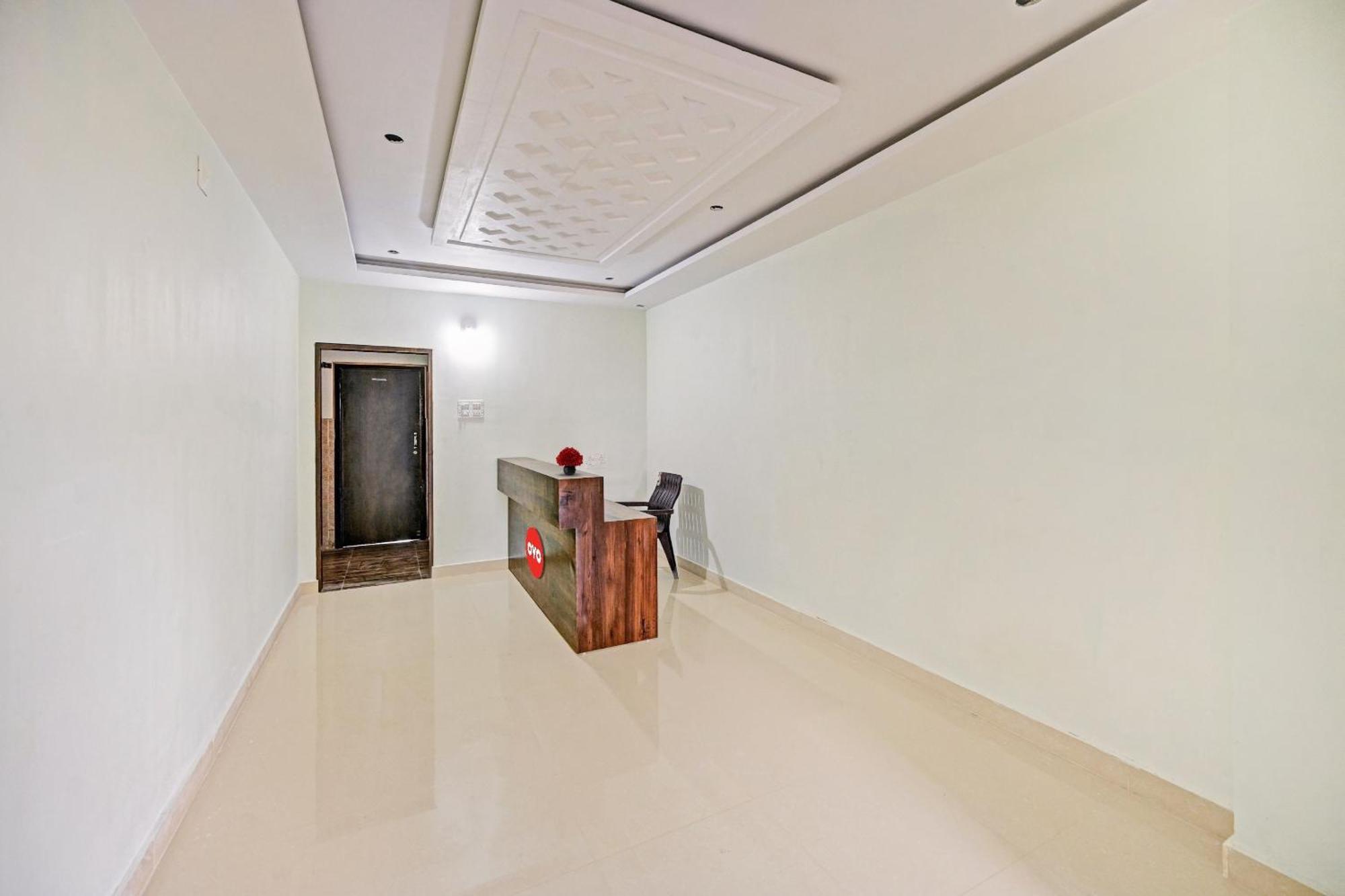 Kurmannapalem Hotel O Vrk Residency מראה חיצוני תמונה